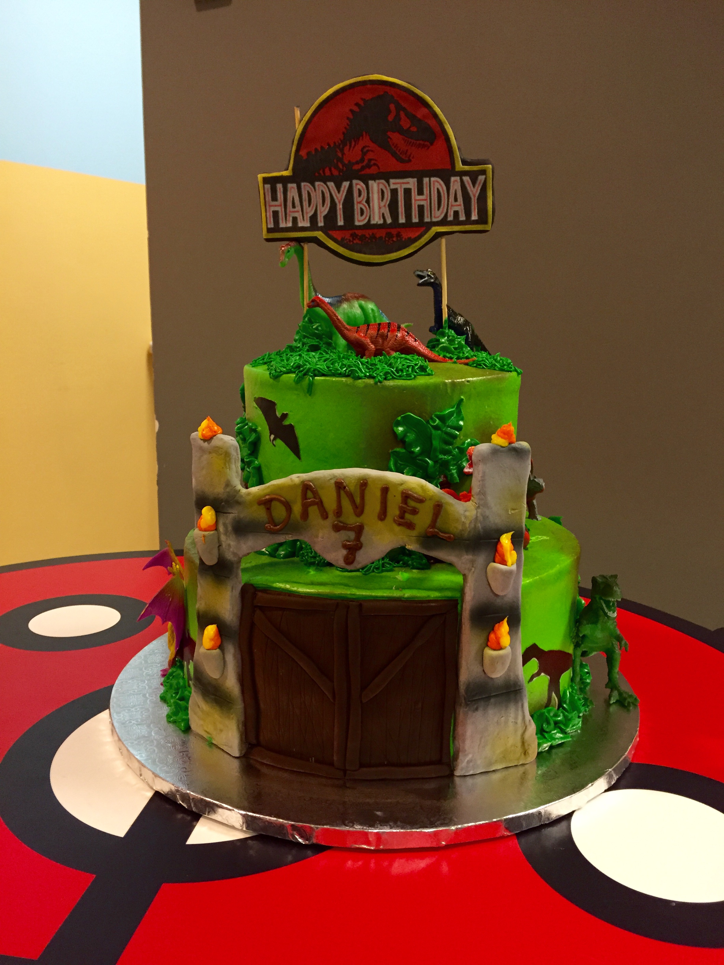 Amazing Cakes: Top picks of Party Smarty 2015 | BEYONDbones